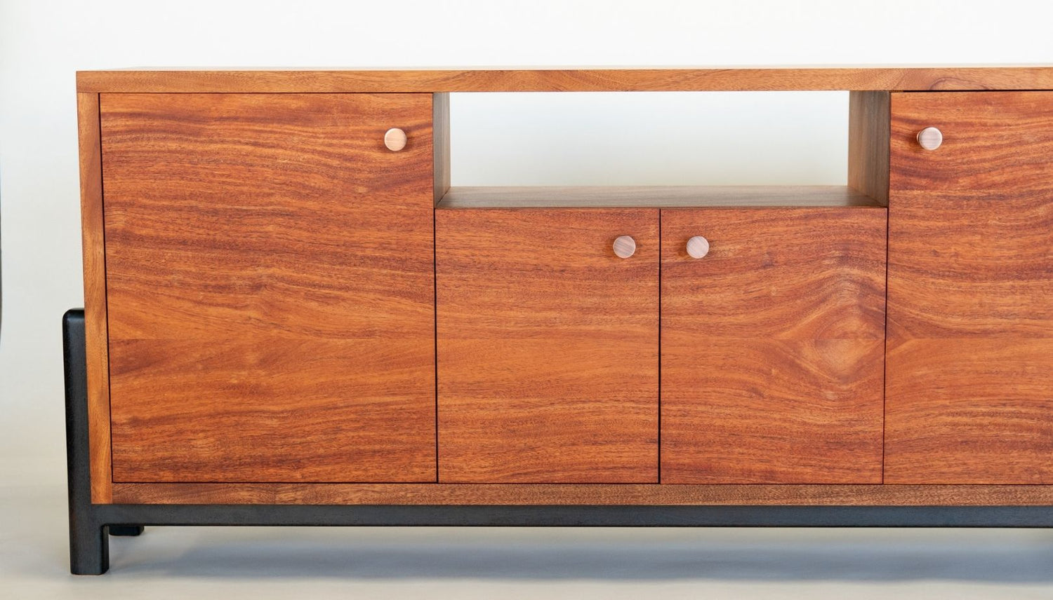 JOHI mahogany cradle console