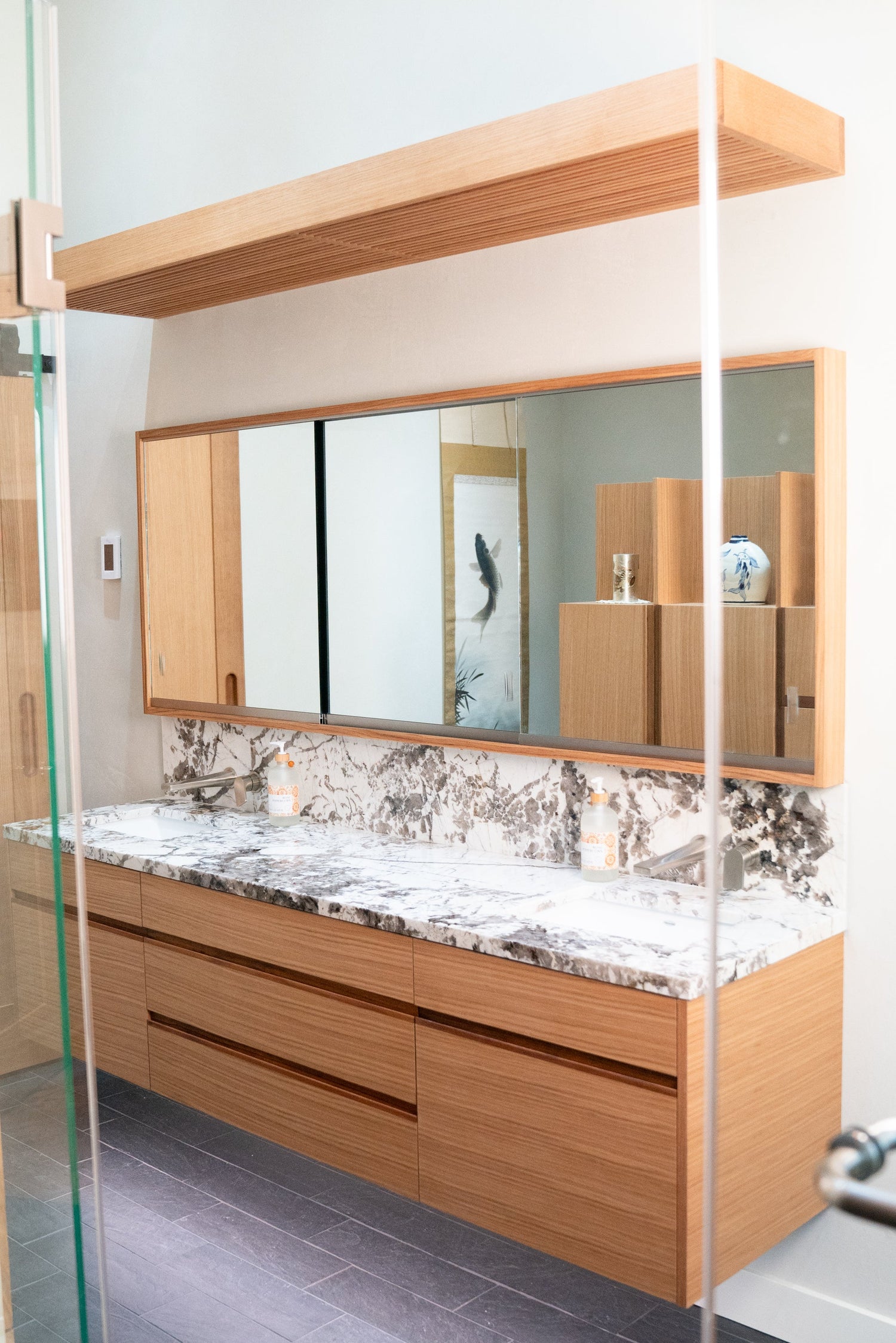 Modern Primary Bathroom as a Peaceful Retreat