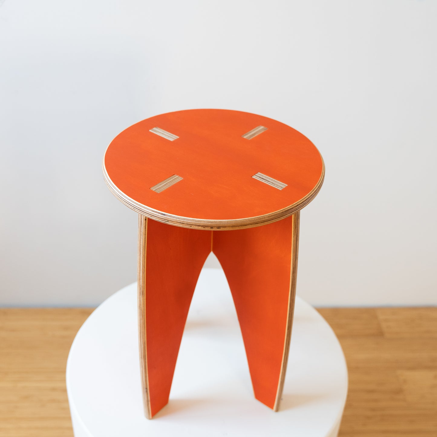 Simple Stool & Plant Stand – Persimmon