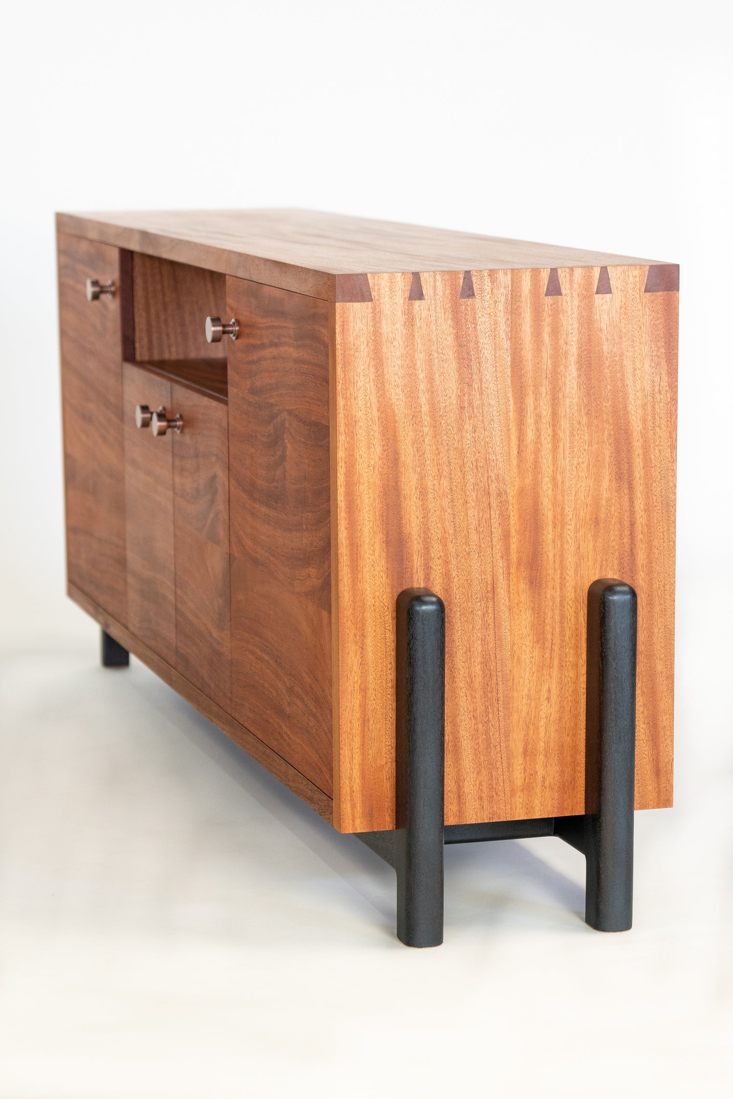 Cradle Console, 4-Door