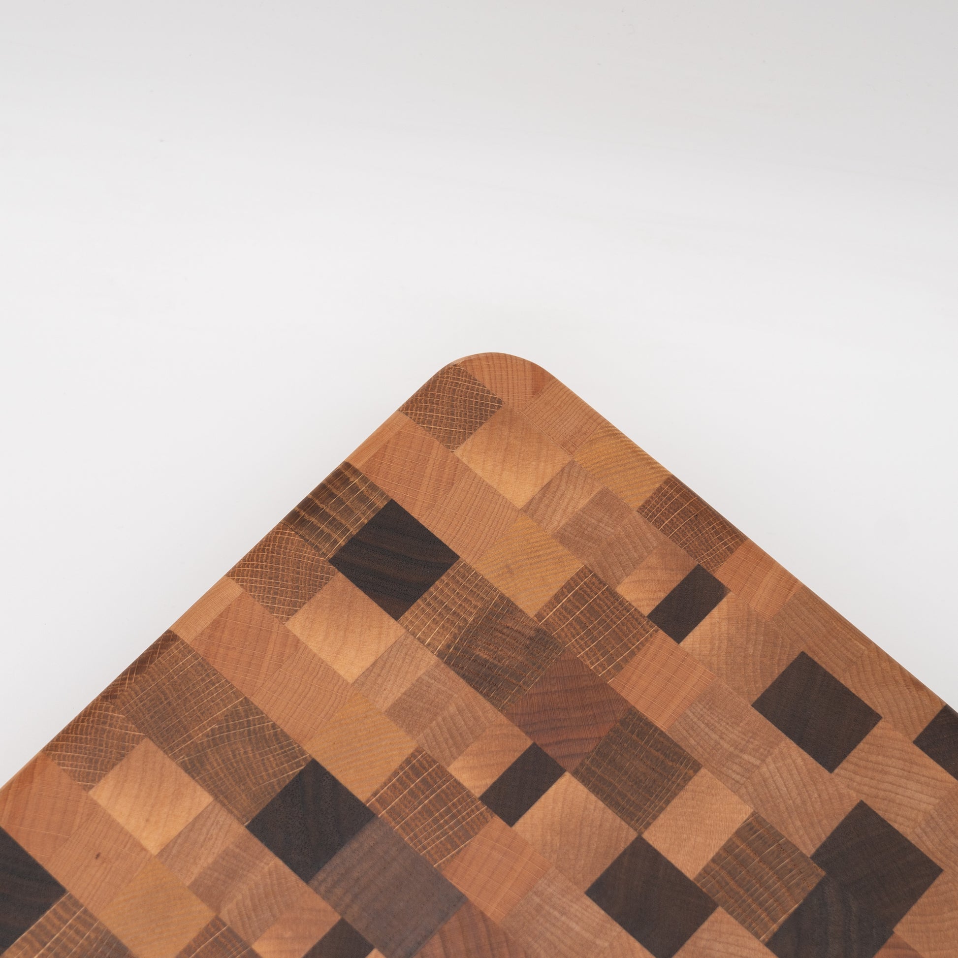 End Grain Cutting Board  Pocket Handle Style – JOHI Design Studio