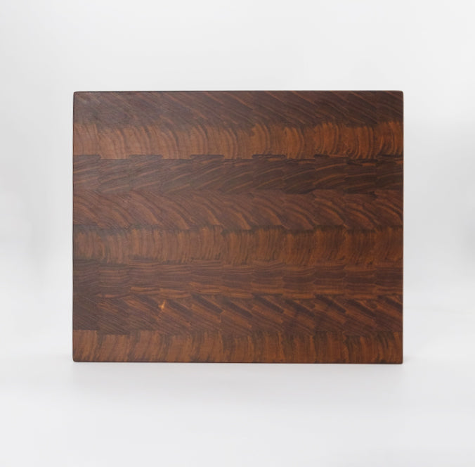 End Grain Cutting Board | Squiggle