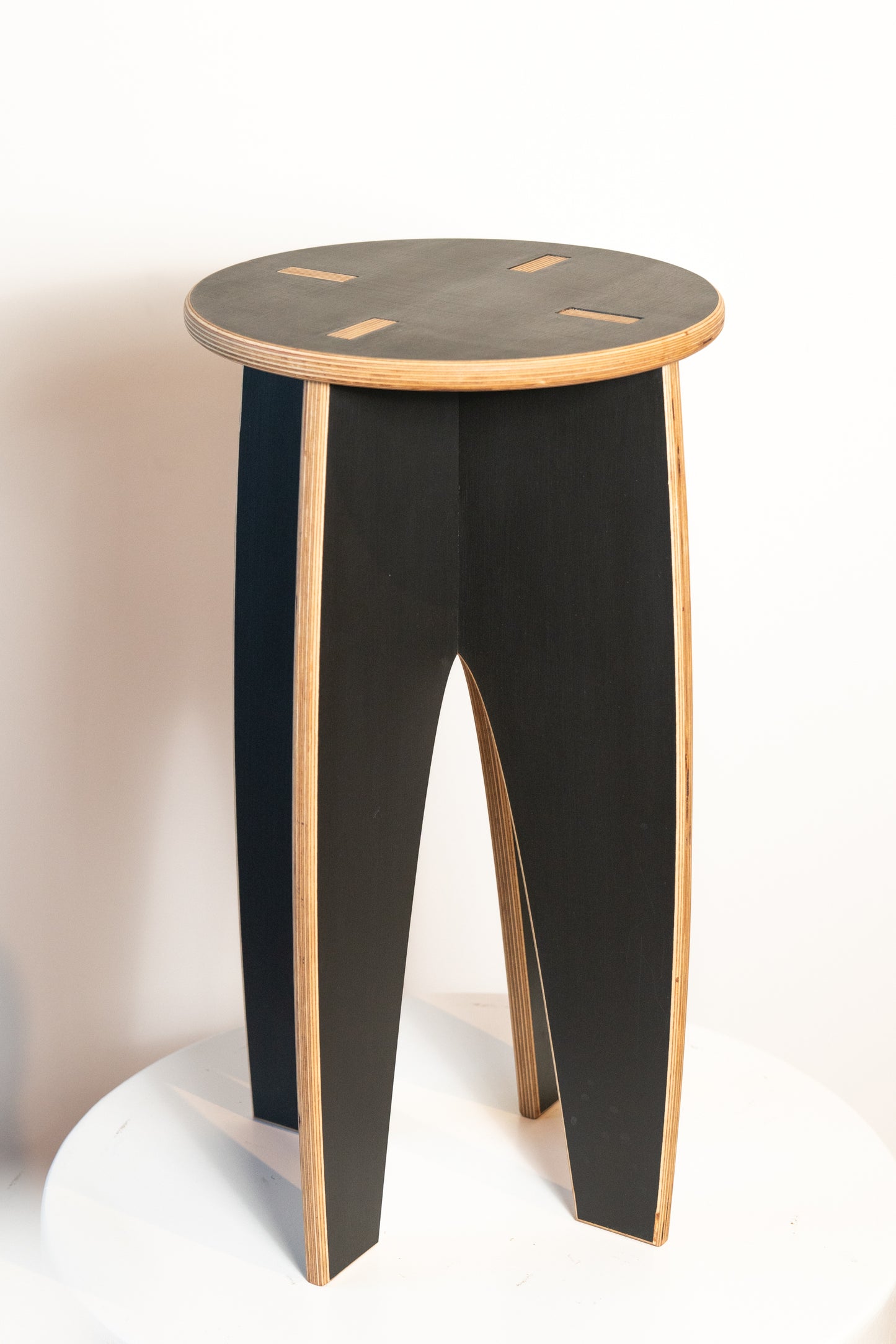 Simple Stool & Plant Stand – Arabian Night Black